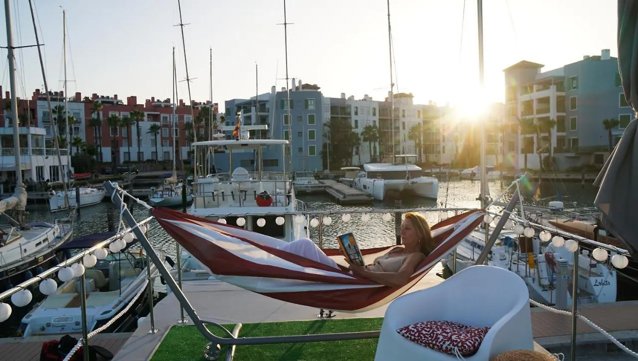 Botel La Maison Bateau Sotogrande San Roque